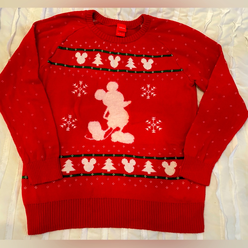 Disney sweater knit juniors size xl (fits like 8/10 women’s)